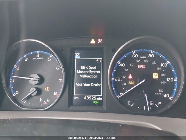 Toyota Rav4 Xle 2018 2T3WFREV0JW460385 Image 7