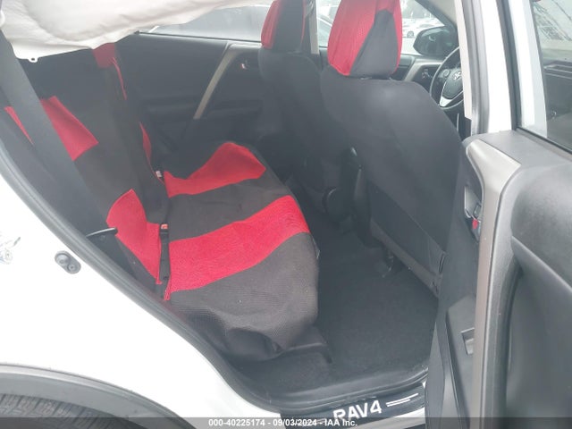 Toyota Rav4 Xle 2018 2T3WFREV0JW460385 Image 8