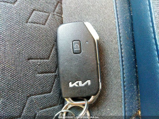 KNDEUCAAXR7485545 KIA SELTOS S