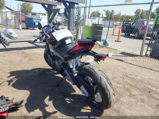 2023 APRILIA TUONO ZD4KSUM06PS000592 Photo 2