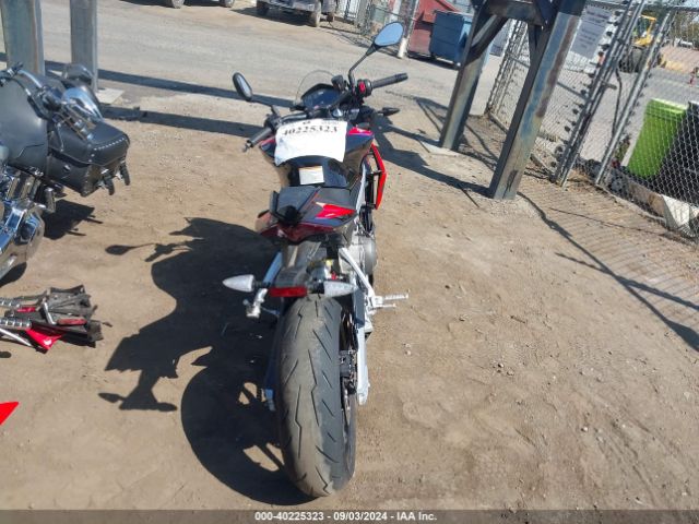 2023 APRILIA TUONO ZD4KSUM06PS000592 Photo 5