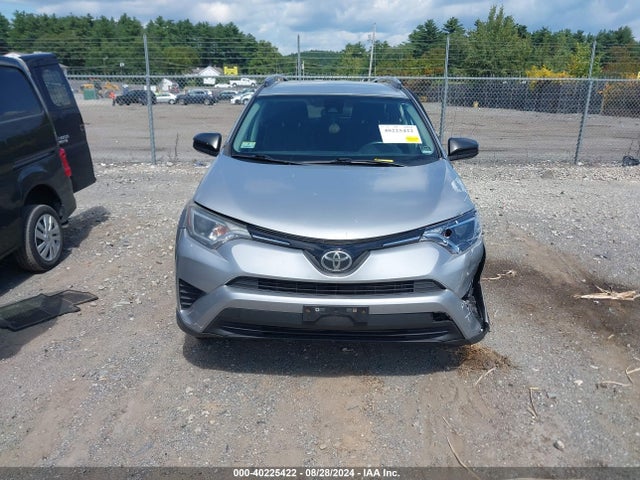 Toyota RAV4 LE 2017 2T3BFREV4HW578237 Image 12
