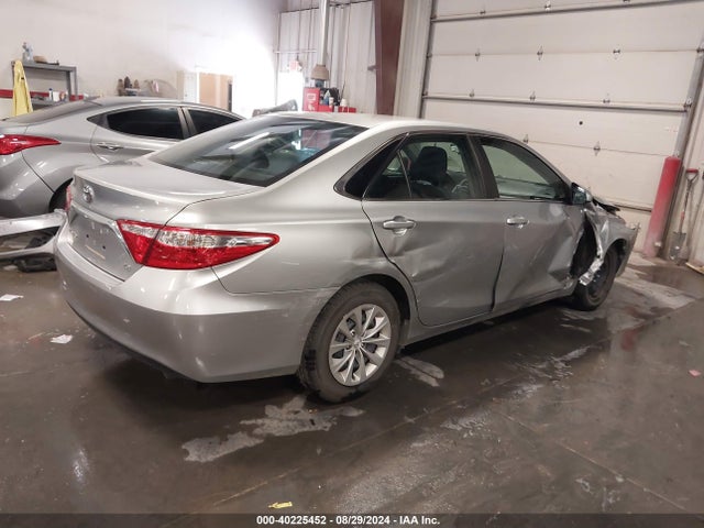Toyota CAMRY LE 2016 4T4BF1FK3GR527914 Image 4