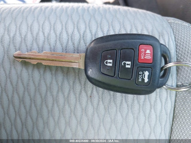 Toyota Corolla Le Plus 2016 5YFBURHEXGP536908 Image 11