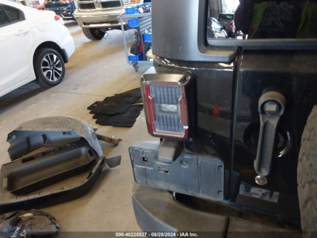 1C4BJWDG1FL612540 Jeep Wrangler Unlimited Sport