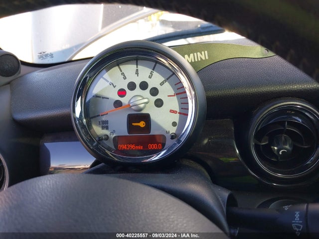 2007 MINI COOPER S WMWMF73517TL89723 Photo 6