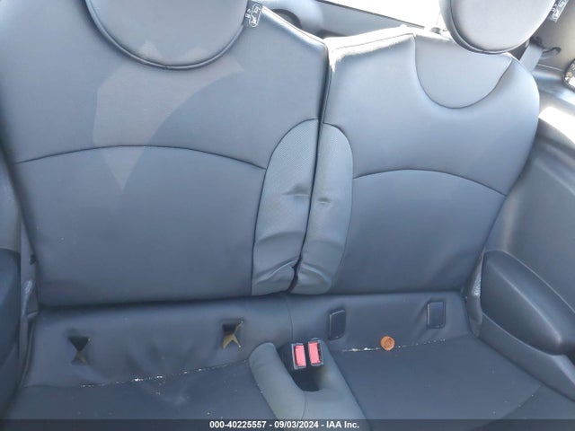 2007 MINI COOPER S WMWMF73517TL89723 Photo 7