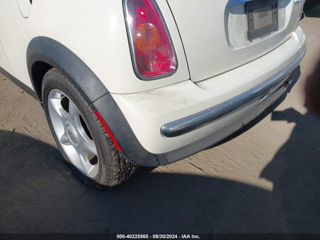 2003 MINI COOPER WMWRC33443TJ50160 Photo 5