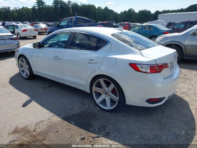 19UDE2F30JA007981 Acura Ilx Acurawatch Plus Package
