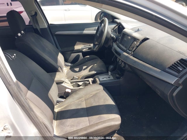 2011 MITSUBISHI LANCER JA32U2FU8BU032045 Photo 4
