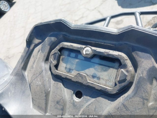 2020 CAN-AM OUTLANDER MAX 3JBLPAT20LJ000498 Photo 6