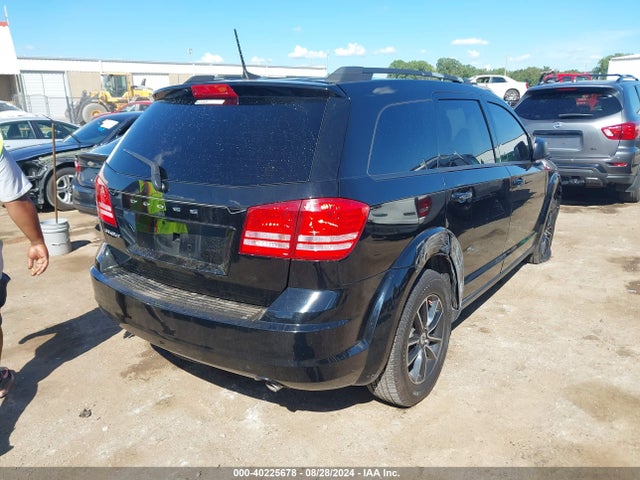 Dodge JOURNEY SE 2018 3C4PDCAB4JT534546 Image 4