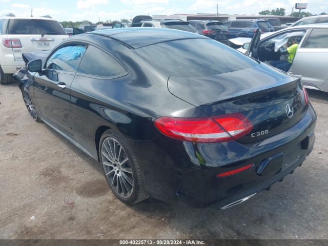 WDDWJ4JB1HF511942 Mercedes-Benz C 300