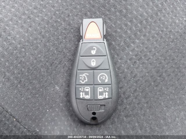 2C4RDGBG4ER279027 Dodge Grand Caravan Se 30th Anniversary