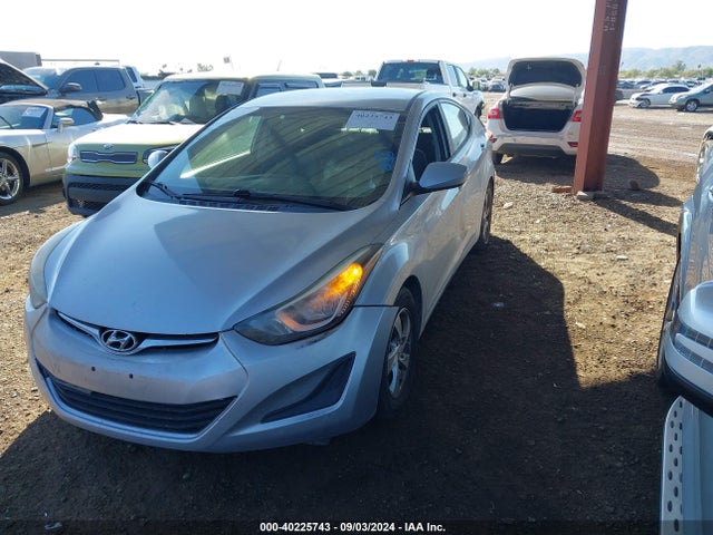 Hyundai ELANTRA SE 2014 5NPDH4AE6EH516031 Image 2