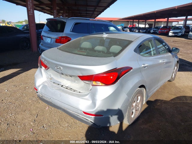 Hyundai ELANTRA SE 2014 5NPDH4AE6EH516031 Image 4