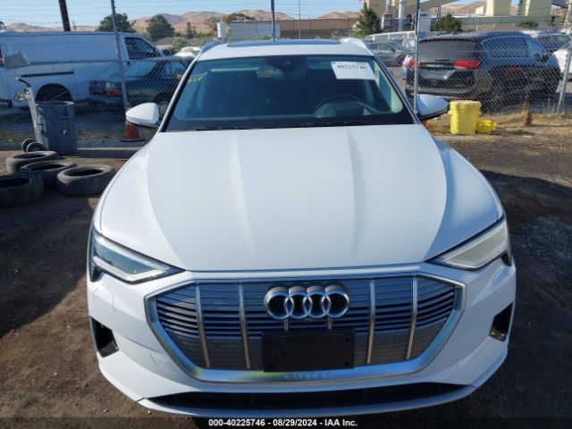 WA1VABGE6KB024112 Audi E-tron Premium Plus