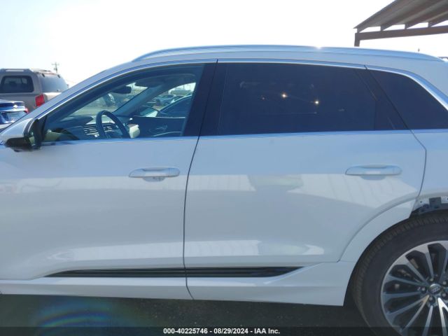 WA1VABGE6KB024112 Audi E-tron Premium Plus