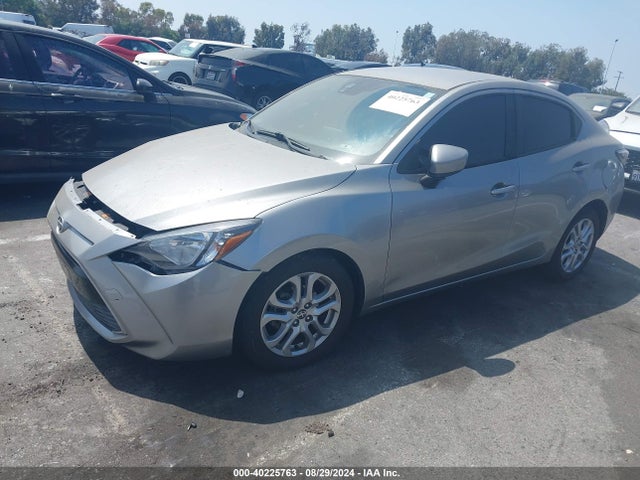 3MYDLBZV9GY102241 Scion p5v