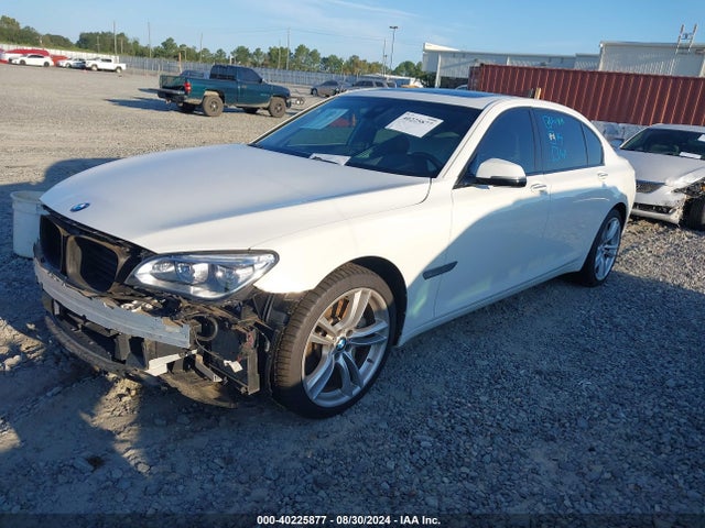 BMW 750LI 2015 WBAYE8C50FD781627 Image 2