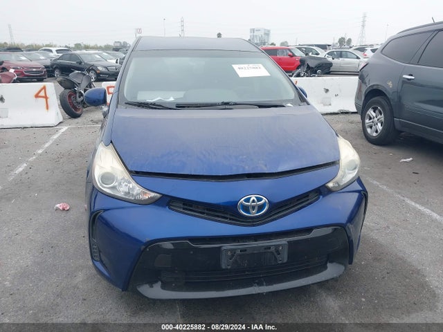 Toyota Prius V Two 2015 JTDZN3EU3FJ033499 Image 12