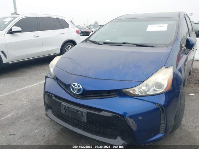 Toyota Prius V Two 2015 JTDZN3EU3FJ033499 Image 19