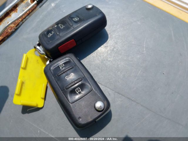 1VWBV7A30FC044323 Volkswagen Passat 2.0l Tdi Se