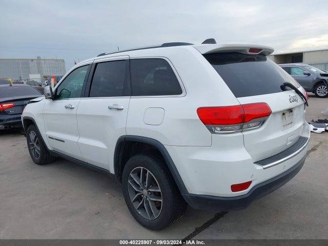 1C4RJEBG1HC745555 Jeep Grand Cherokee Limited 4x2