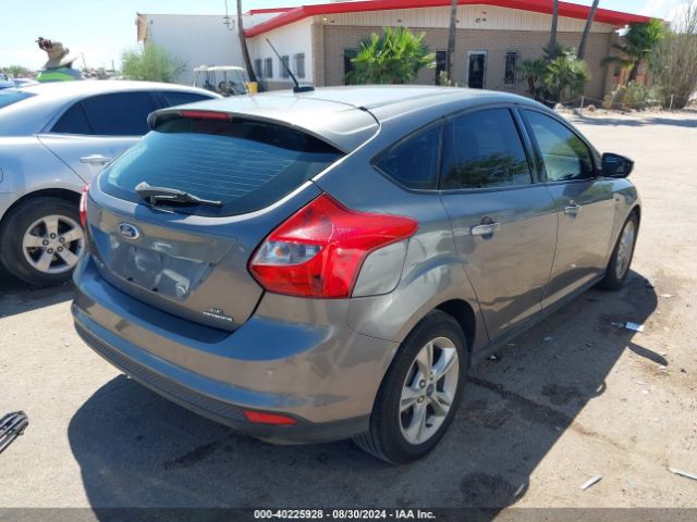 1FADP3K22EL404538 Ford FOCUS SE