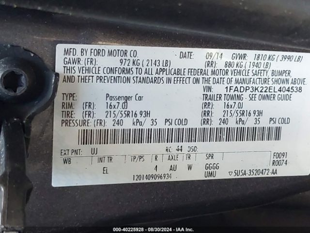 1FADP3K22EL404538 Ford FOCUS SE
