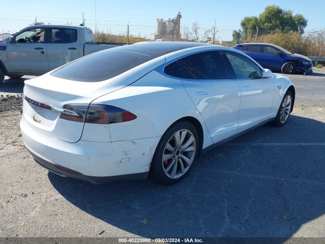 Tesla Model S P85d 2014 5YJSA1H23EFP69196 Image 4