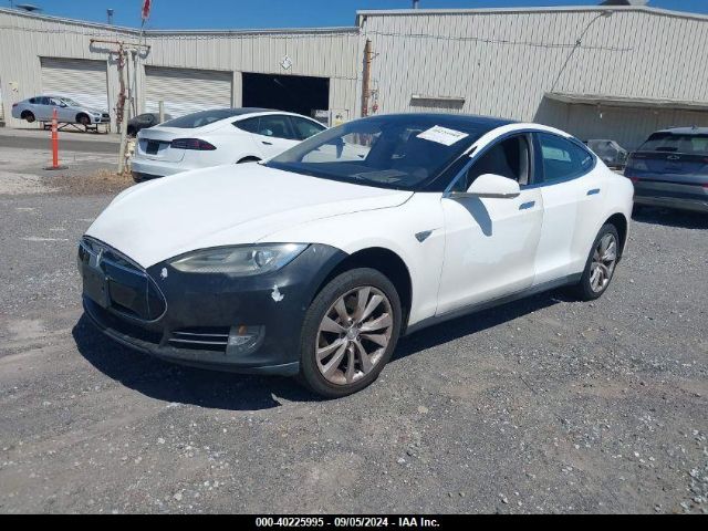 5YJSA1H13EFP61090 Tesla Model S P85