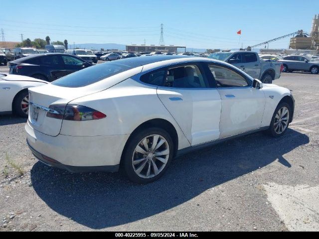 5YJSA1H13EFP61090 Tesla Model S P85