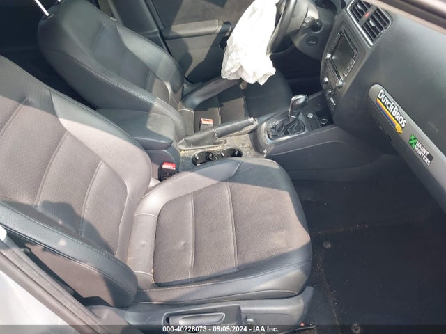 3VWD07AJ1EM209296 Volkswagen Jetta 1.8t Se