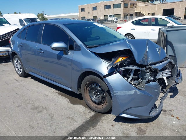 Toyota COROLLA LE 2023 5YFB4MDE9PP010679 головне зображення