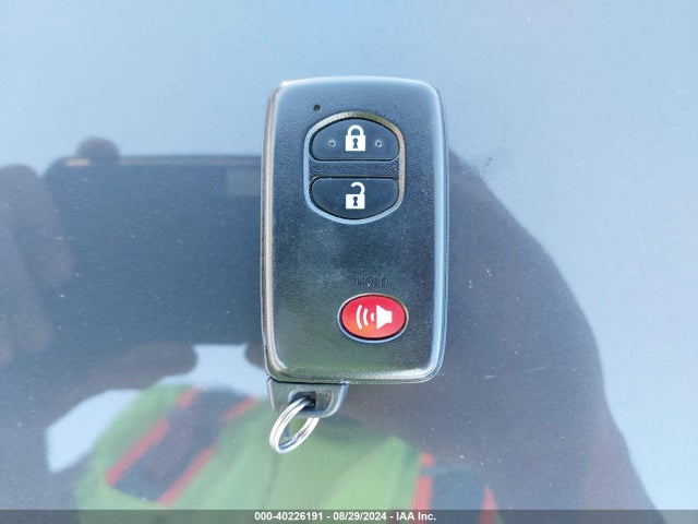 Toyota Prius Three 2014 JTDKN3DU6E0392658 Image 11