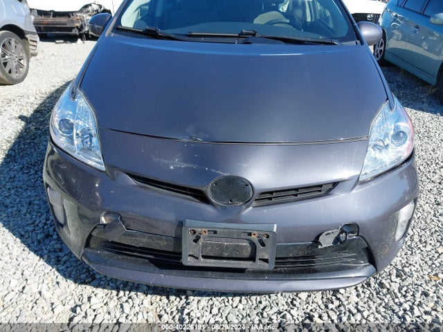 Toyota Prius Three 2014 JTDKN3DU6E0392658 Image 6