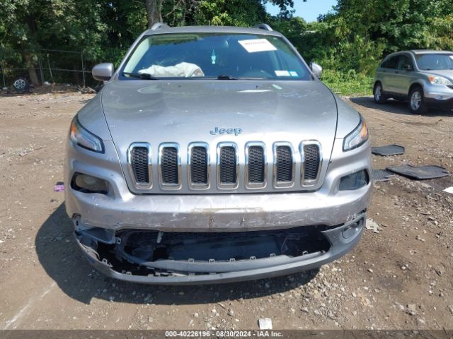 1C4PJMCB9HW651698 Jeep Cherokee Latitude 4x4