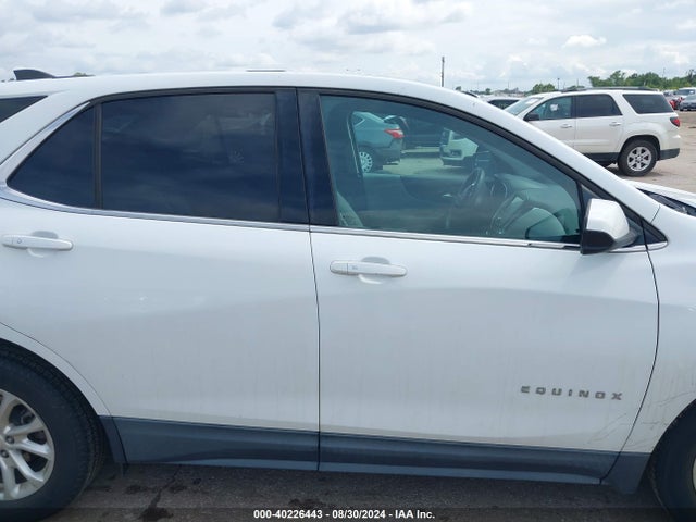 Chevrolet EQUINOX LT 2018 2GNAXSEV1J6114704 Image 13