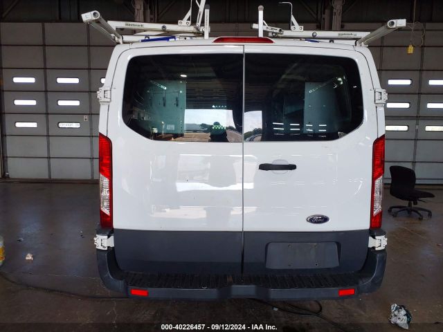 1FTNE1ZM7FKA92272 Ford Transit-150