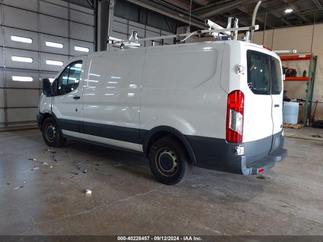 1FTNE1ZM7FKA92272 Ford Transit-150