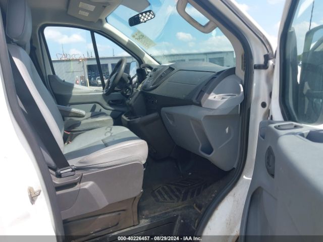 1FTNE1ZM7FKA92272 Ford Transit-150