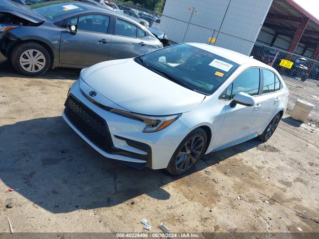 Toyota COROLLA SE 2023 5YFS4MCE1PP159802 Image 2