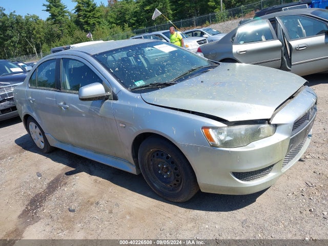 2011 MITSUBISHI LANCER JA32U2FU5BU043424 Photo 0