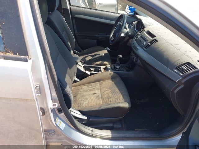 2011 MITSUBISHI LANCER JA32U2FU5BU043424 Photo 4
