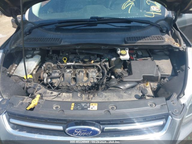1FMCU9J96FUA65869 Ford Escape Titanium