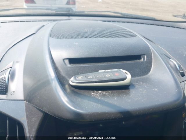 1FMCU9J96FUA65869 Ford Escape Titanium
