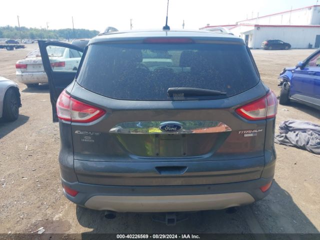 1FMCU9J96FUA65869 Ford Escape Titanium