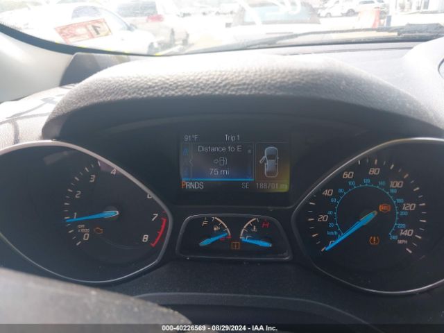 1FMCU9J96FUA65869 Ford Escape Titanium