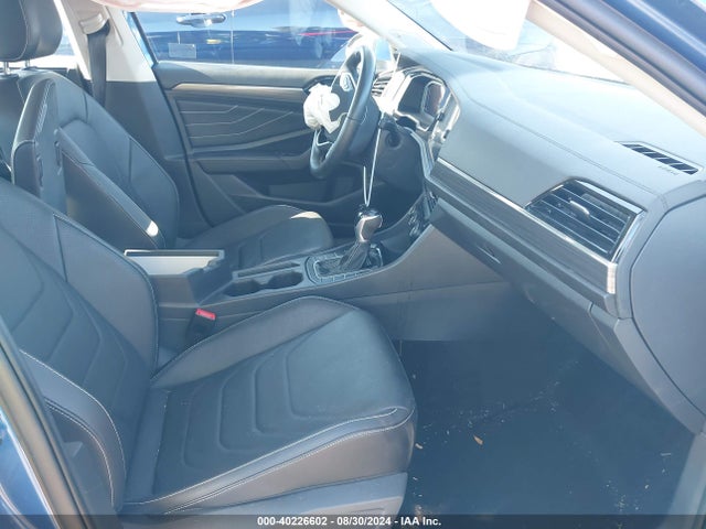3VWGM7BU6NM026485 Volkswagen Jetta 1.5t Sel